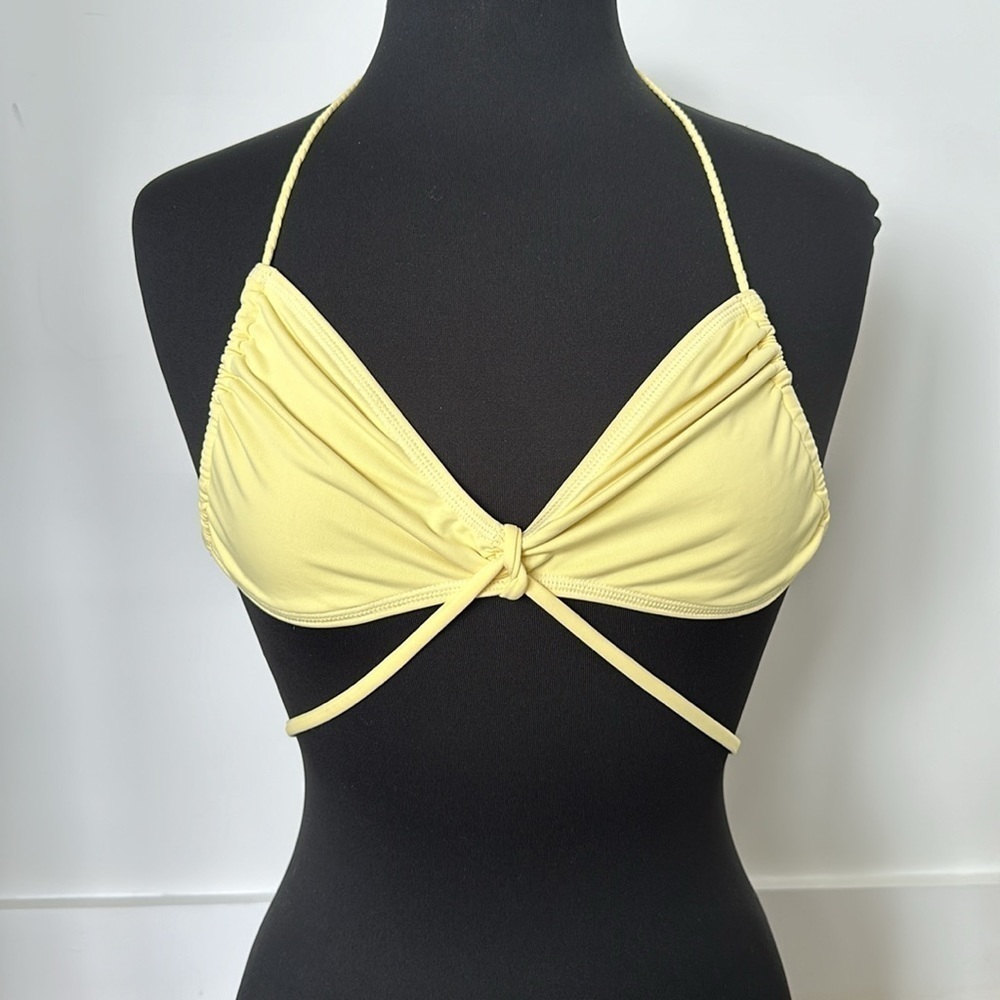 Flor de Piel bikini top